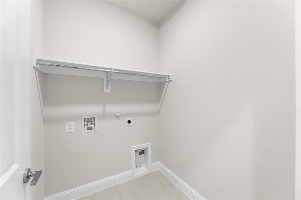 1234 Redcoat Property Photo 23