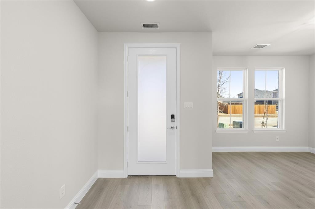 1234 Redcoat Property Photo 26