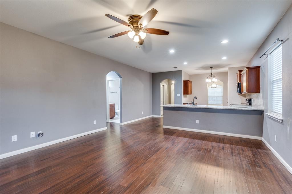 8901 Highland Orchard Drive Property Photo 11