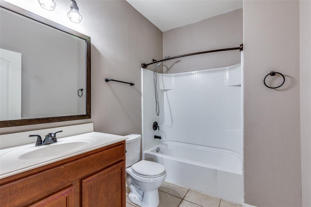 8901 Highland Orchard Drive Property Photo 17