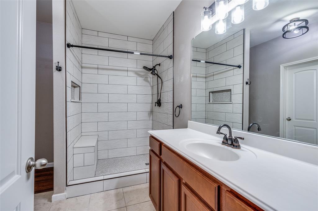 8901 Highland Orchard Drive Property Photo 20