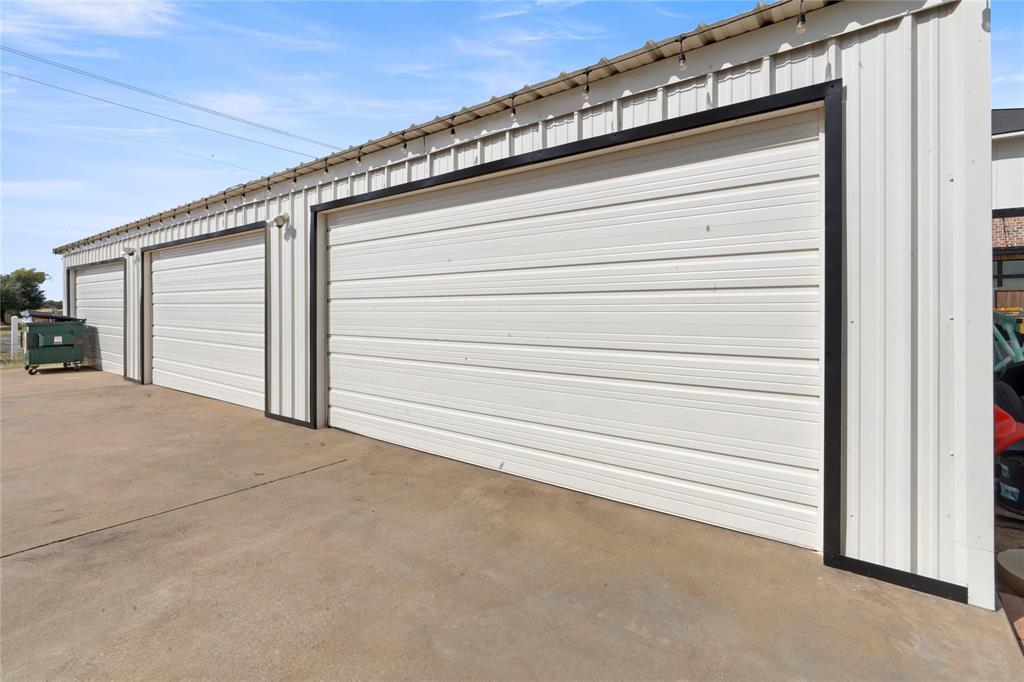 5528 Fm933 Property Photo 12