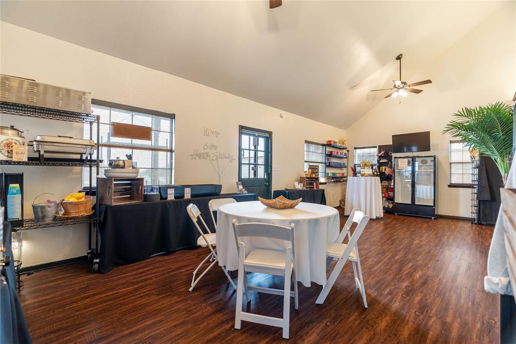 5528 Fm933 Property Photo 21