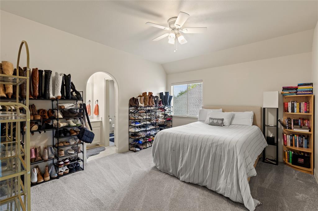 848 Willow Winds Street Property Photo 22