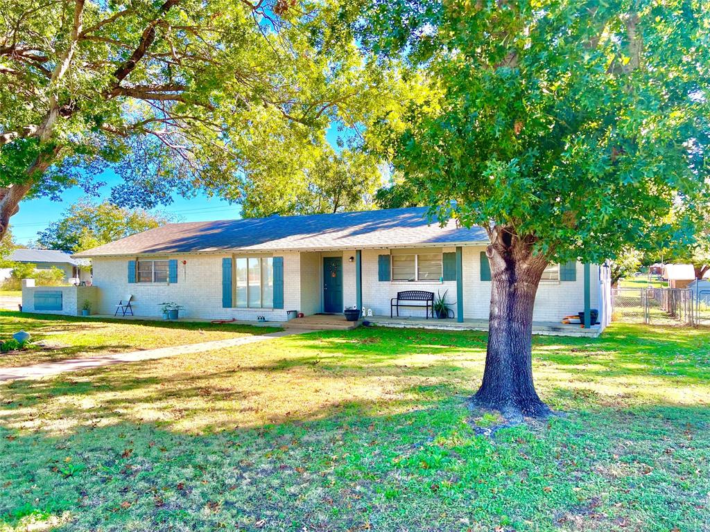 1249 N Holland Street Property Photo 1