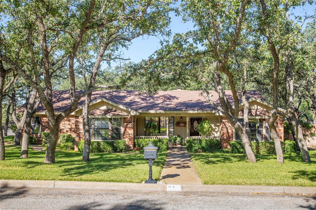 1206 Live Oak Street Property Photo