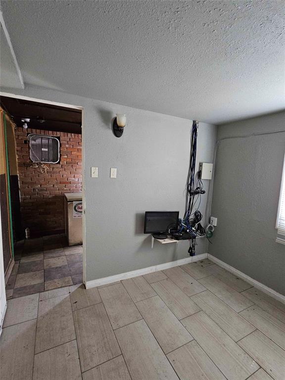 1308 E Wise Street Property Photo 13