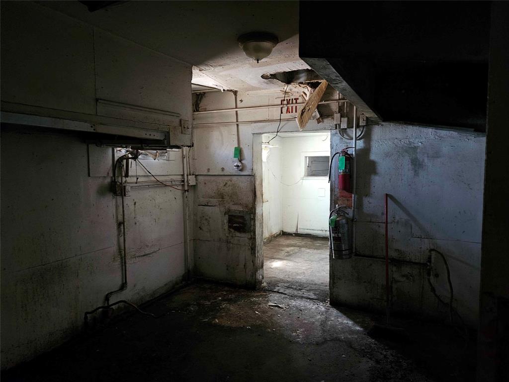 1308 E Wise Street Property Photo 14