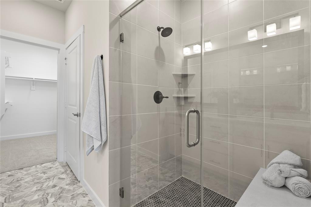 614 Tall Grass Trail Property Photo 9