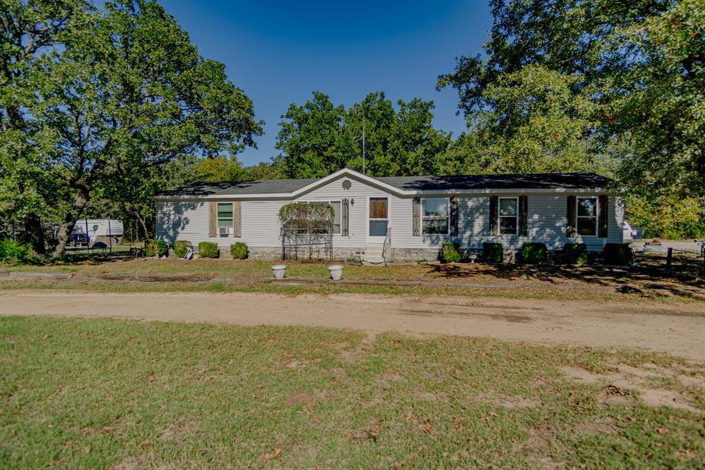 A0498 Real Estate Listings Main Image