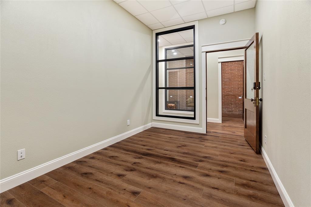 71 N Waco Street Property Photo 17