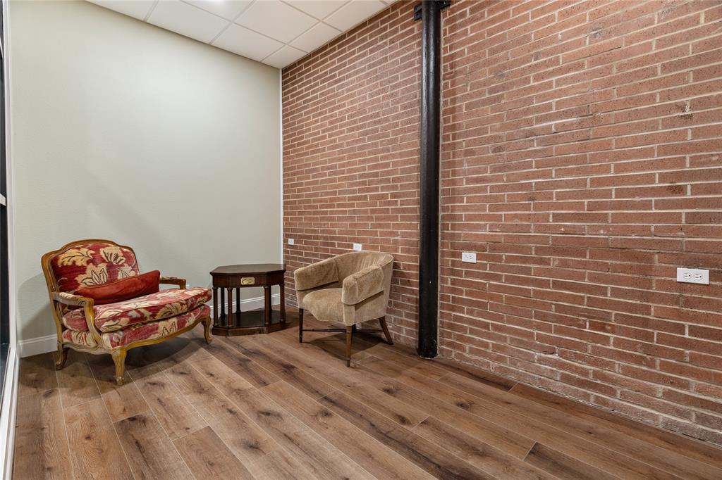 71 N Waco Street Property Photo 18