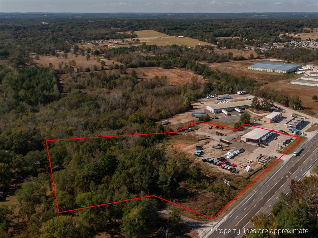 10397 Us Highway 69 Property Photo 8