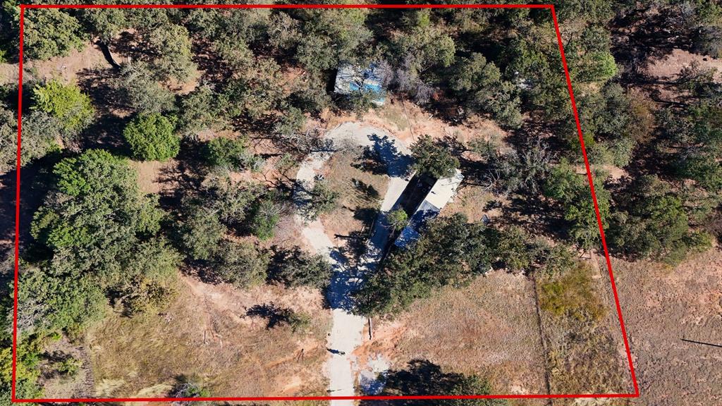 689 Hunter Trail Property Photo 1