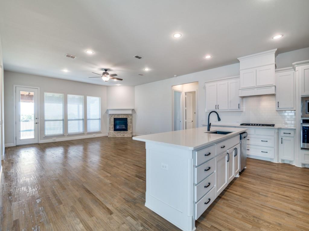 2317 Llano Drive Property Photo 6