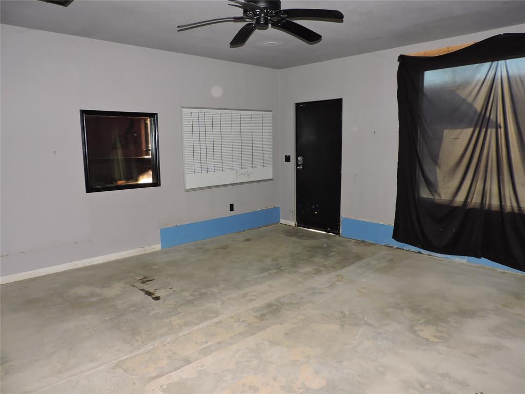920 W Mason Street Property Photo 8