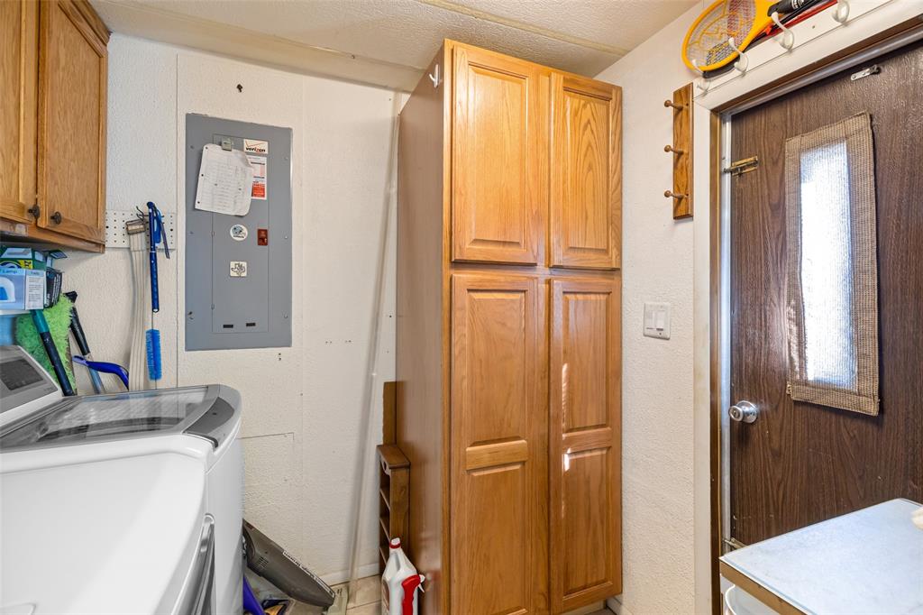 6524 Ashley Court Property Photo 32