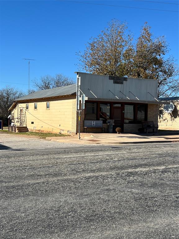 101 N Us Highway 183 Highway Property Photo 24