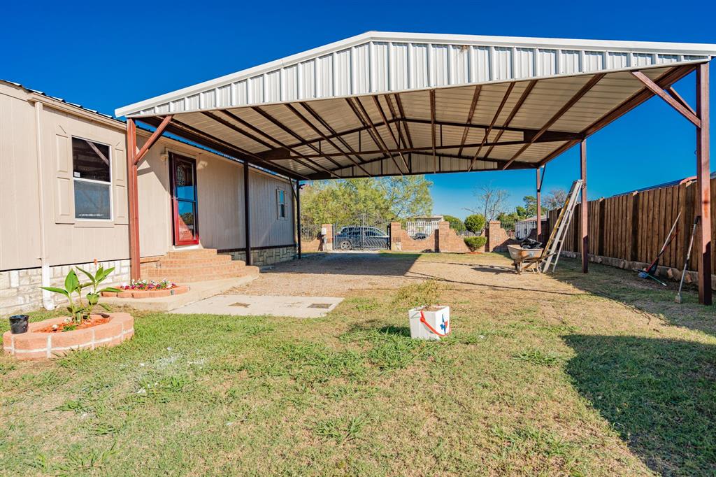 3032 Crest Pointe Drive Property Photo 6