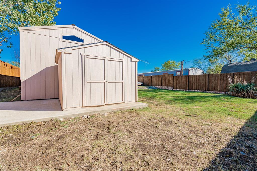 3032 Crest Pointe Drive Property Photo 7