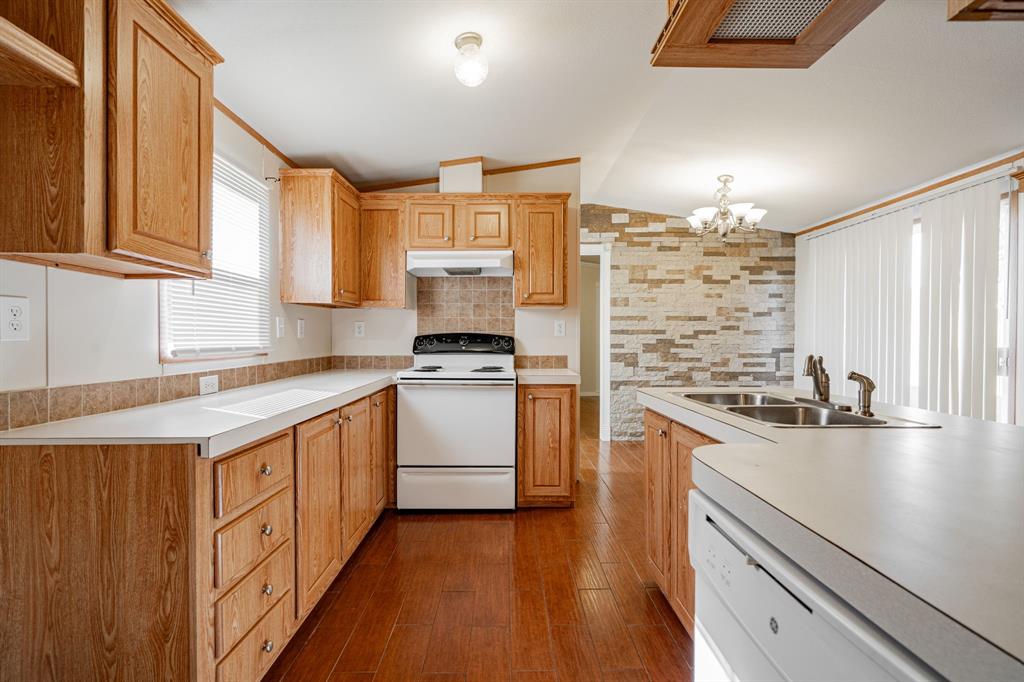 3032 Crest Pointe Drive Property Photo 11