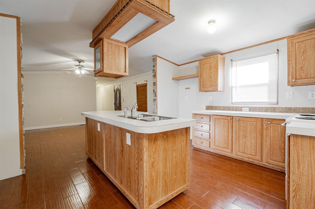 3032 Crest Pointe Drive Property Photo 15