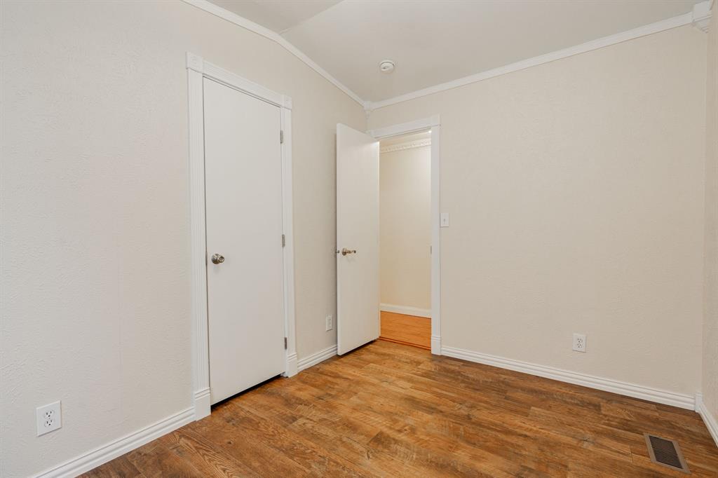 3032 Crest Pointe Drive Property Photo 27