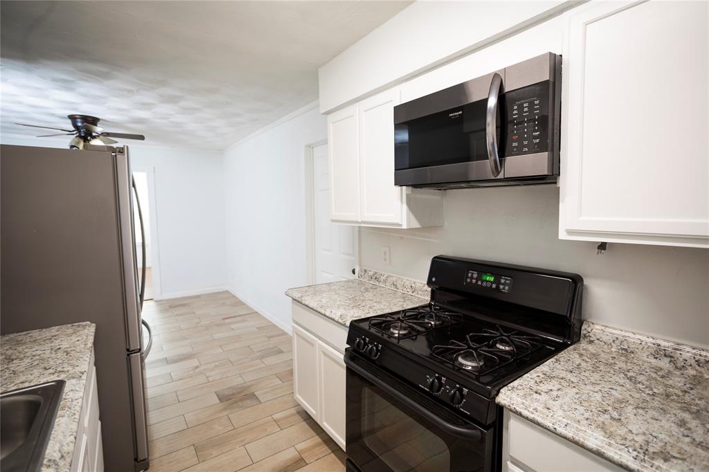 4014 W Walnut Street Property Photo 6