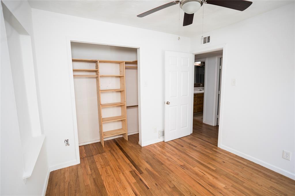 4014 W Walnut Street Property Photo 10