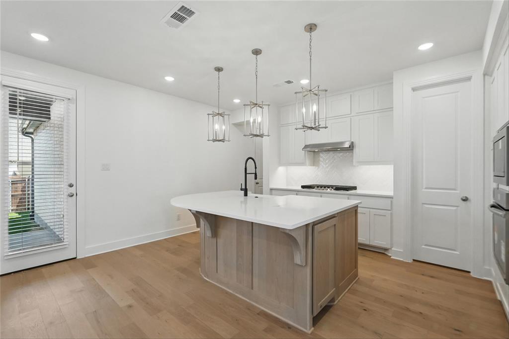 7416 Moon Chase Trail Property Photo 3