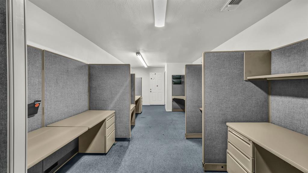 113 S Line Street Property Photo 12