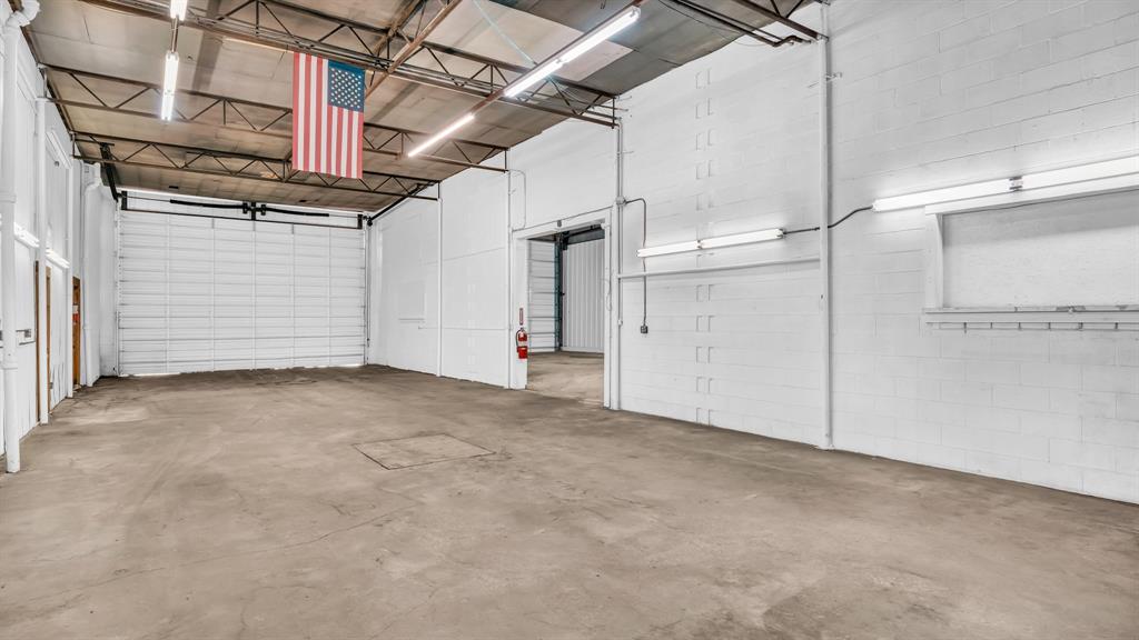 113 S Line Street Property Photo 30