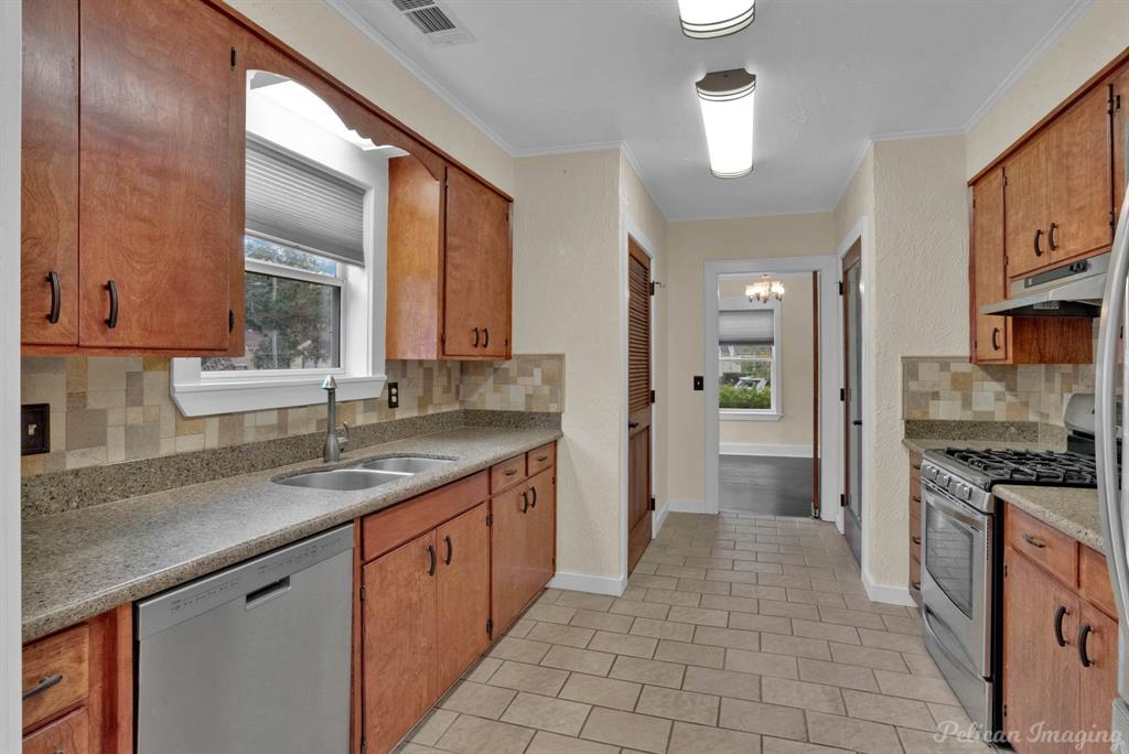 275 Atlantic Avenue Property Photo 15