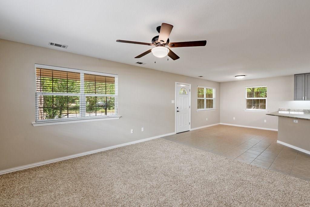 318 E Chestnut Street Property Photo 5