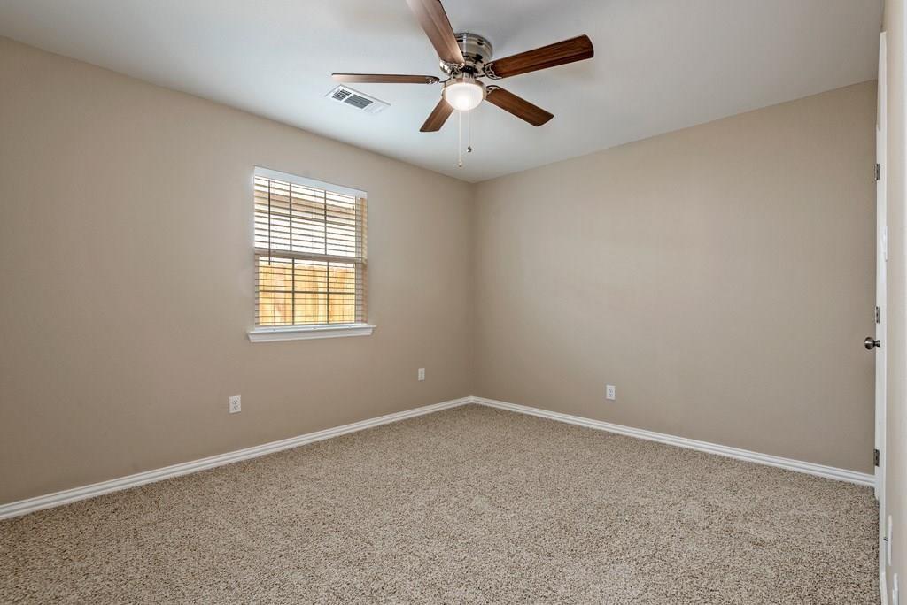 318 E Chestnut Street Property Photo 15