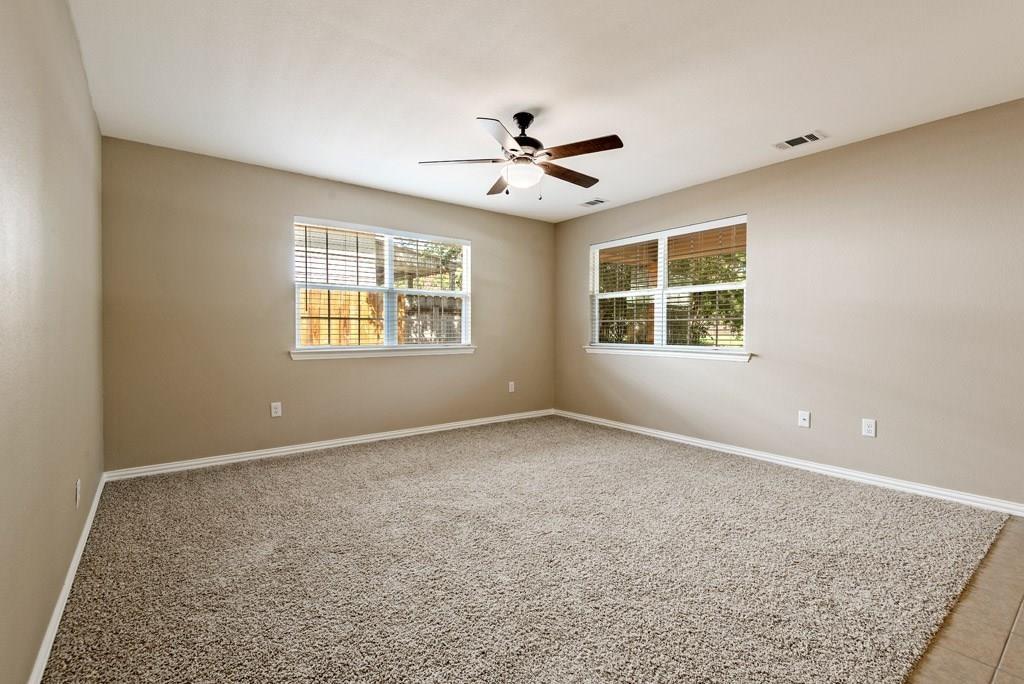 318 E Chestnut Street Property Photo 18