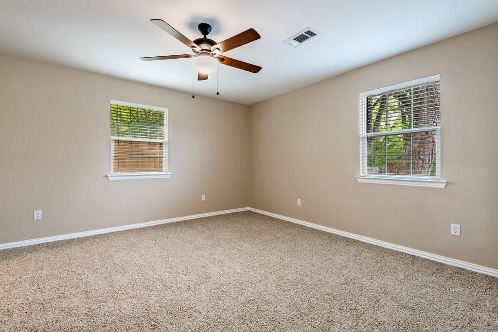 318 E Chestnut Street Property Photo 24