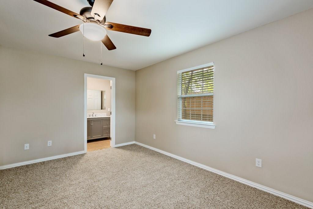 318 E Chestnut Street Property Photo 25