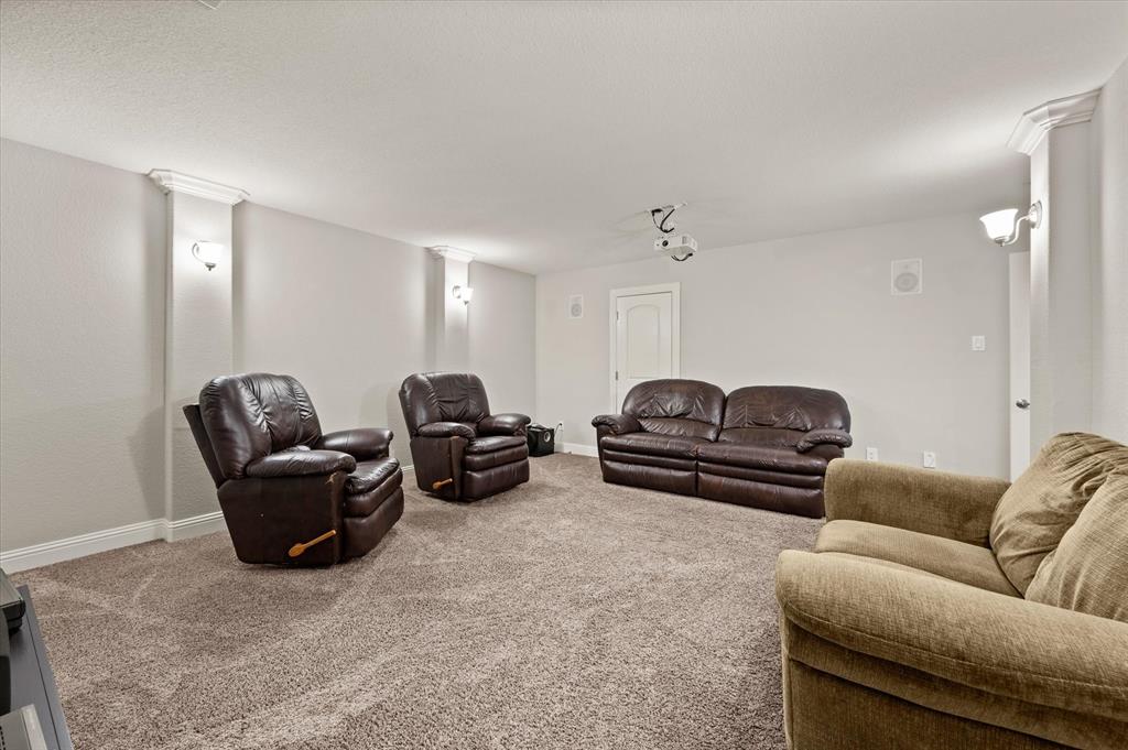 661 Sunbury Lane Property Photo 24