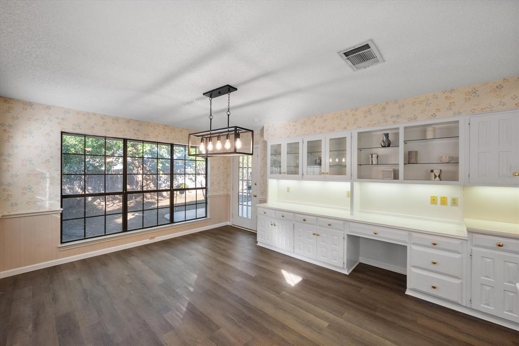 5400 Emerald Park Boulevard Property Photo 19