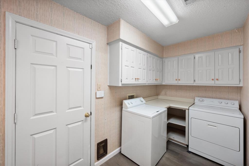 5400 Emerald Park Boulevard Property Photo 33