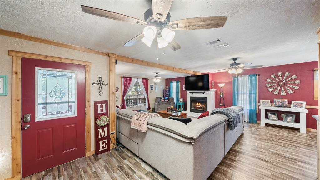 14802 N 3rd Street Property Photo 5