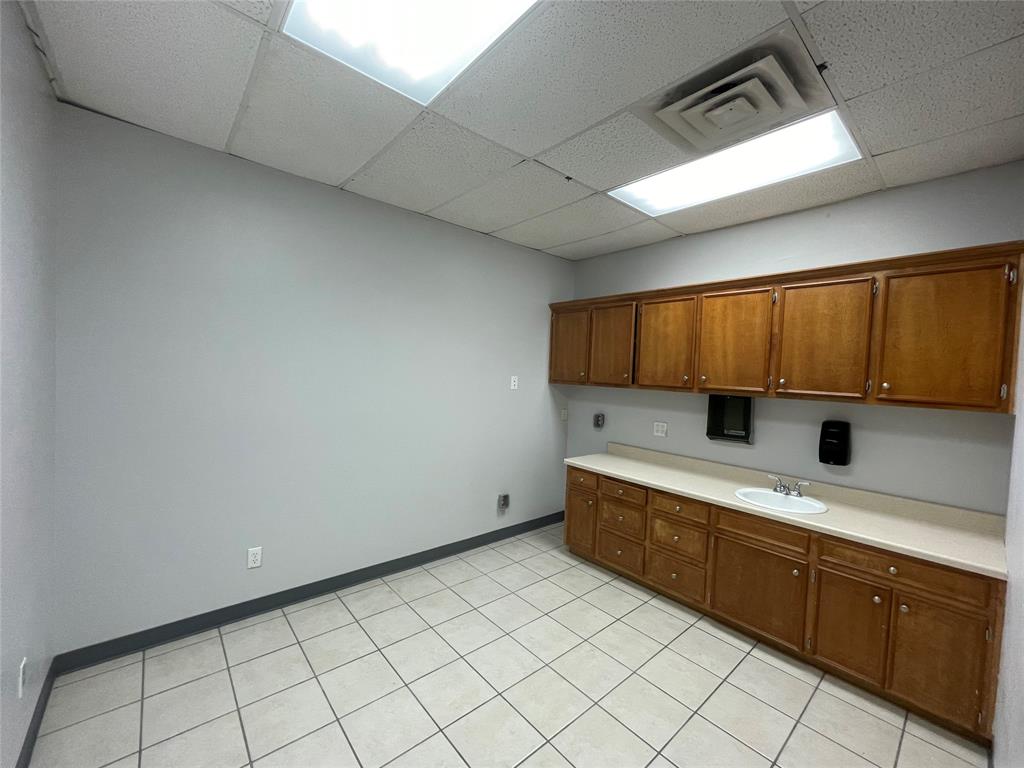 566 & 568 N 4th Street Property Photo 17