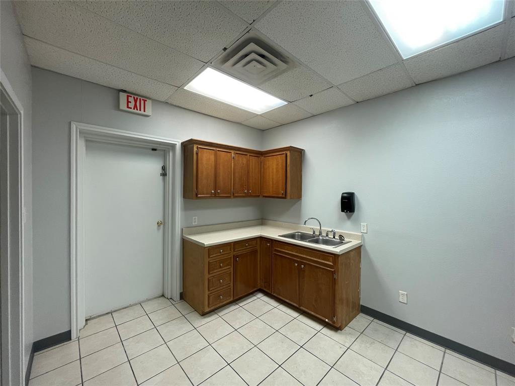 566 & 568 N 4th Street Property Photo 19