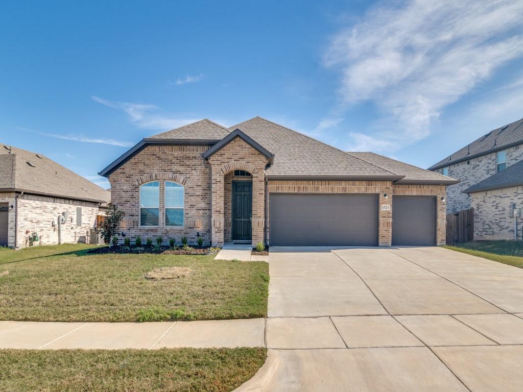 1523 Green Meadows Way Property Photo 2