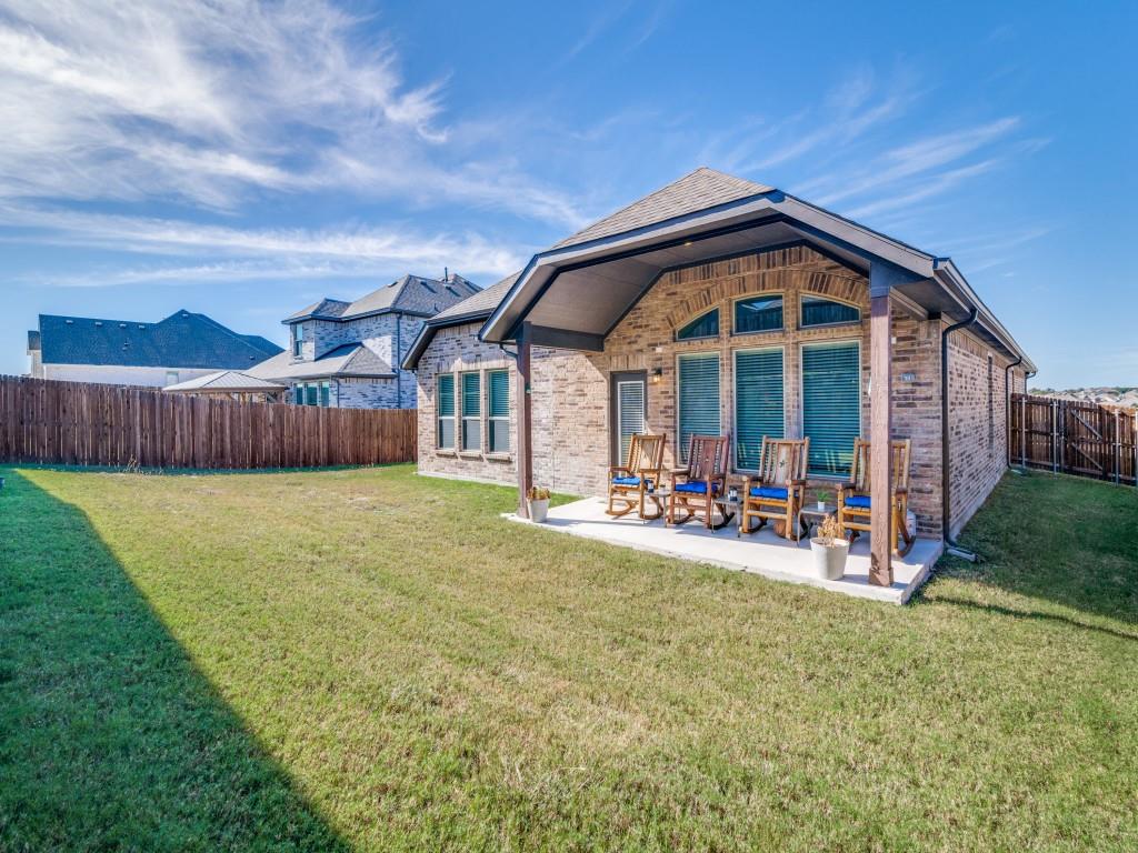1523 Green Meadows Way Property Photo 4