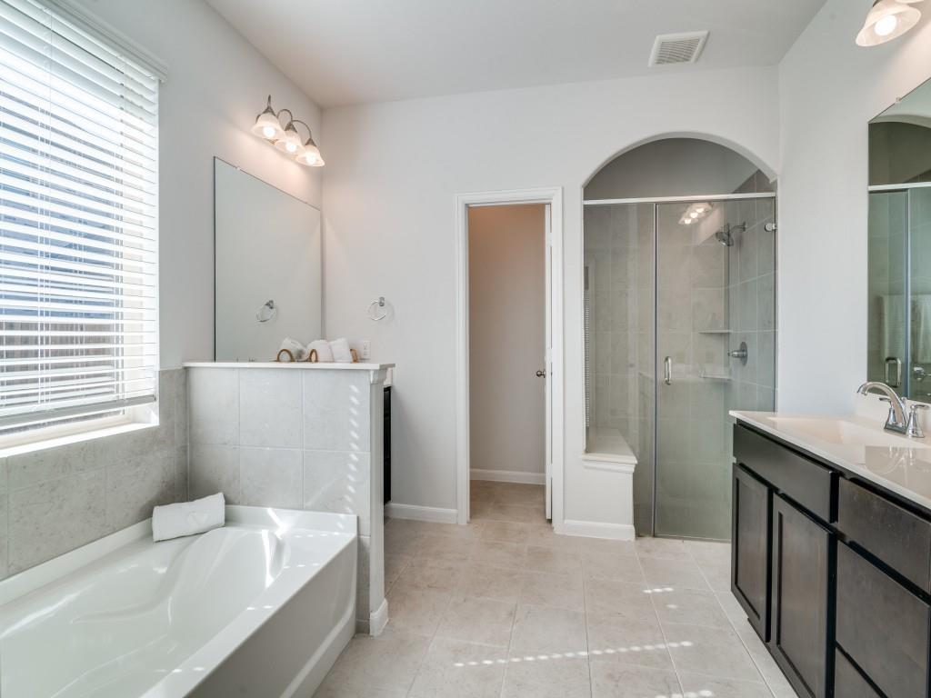 1523 Green Meadows Way Property Photo 9