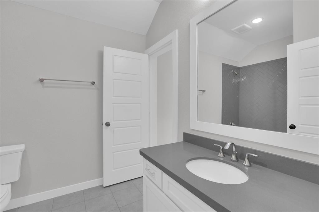 1719 Silver Marten Trail Property Photo 32