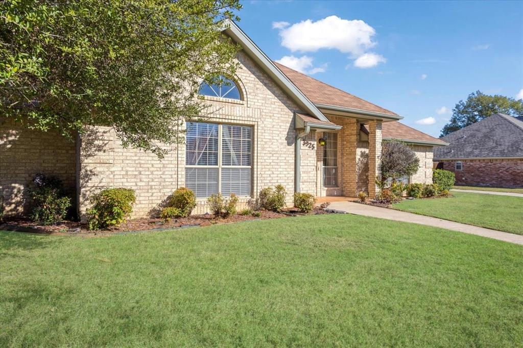 3925 Jasmine Street Property Photo
