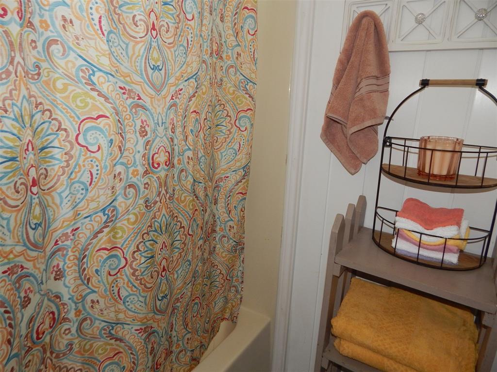 1931 County Road 3442 Property Photo 19